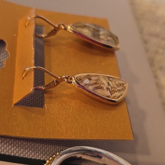 NAPIER/MONET FASHION JEWELRY GOLDTONE DANGLE & SILVERTONE HOOPS EARRINGS BUNDLE - Picture 4 of 11